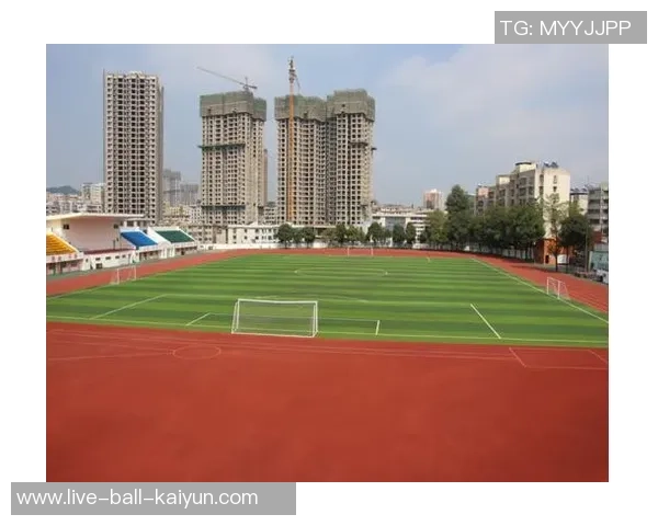 昆明足球俱乐部的崛起与发展助力城市体育文化的繁荣与提升 昆明足球俱乐部的崛起与发展助力城市体育文化的繁荣与提升